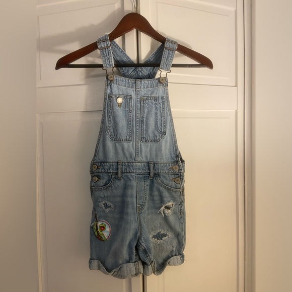 Gap kids distressed overall shorts, size M - Picture 1 of 5